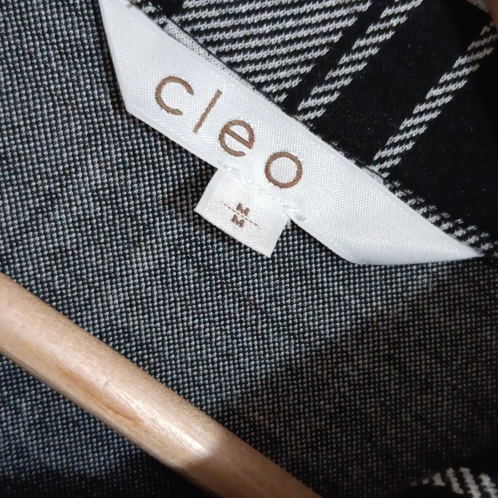 Plaid shacket - Picture 3 of 6